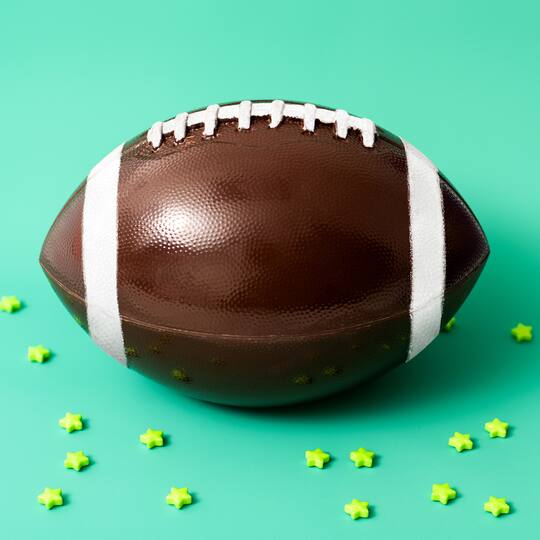 Moule Pour Pinata En Chocolat Miniature En Forme De Ballon De Football De Kaboom Chocolaka Michaels Moule Pour Pinata En Chocolat Miniature En Forme De Ballon De Football De Kaboom Chocolaka Michaels